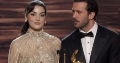 Hande Erçel Delivers an Arabic Surprise at the Joy Award Ceremony!