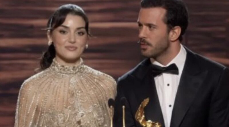 Hande Erçel Delivers an Arabic Surprise at the Joy Award Ceremony!