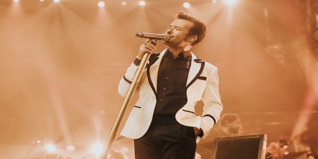 "Her Şey Sensin"... Royal Albert Hall'un Canlı Kaydı Yayında!