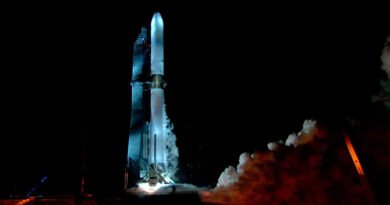 Blue Origin, NASA İçin Uzay Turizmini Riska Atıyor