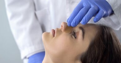 Burun Estetiği (Rinoplasti): Tanımı, Nedenleri, Yöntem Seçenekleri ve Tedavi Süreci