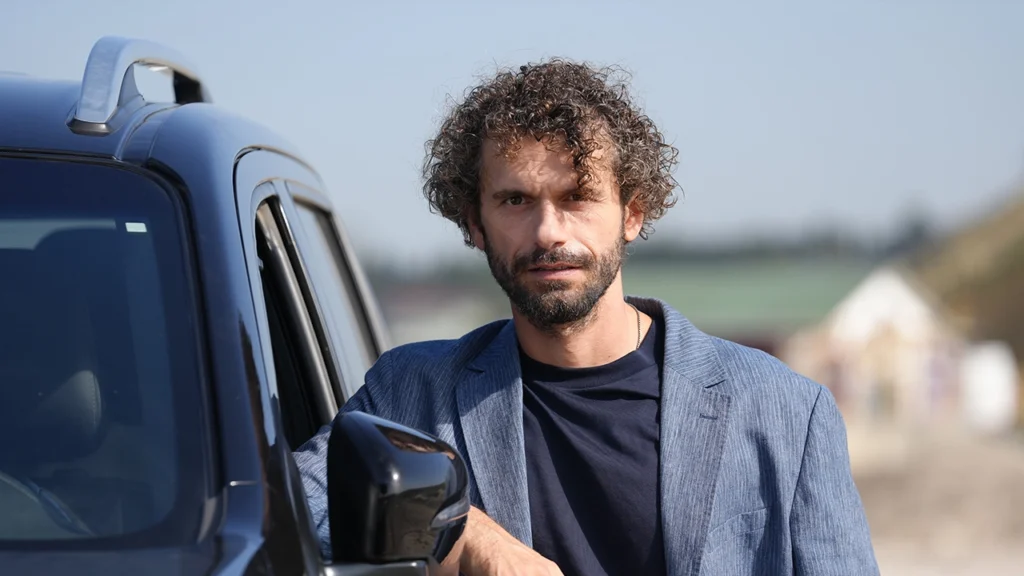 Kızılcık Şerbeti’nde Beklenen Geri Dönüş İptal! Yiğit Kirazcı Neden Kadrodan Çıkarıldı?