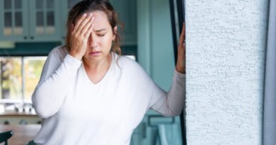 Senkop (Bayılma) Nedir? Türleri Nelerdir ve Ne Zaman Doktora Başvurulmalı?