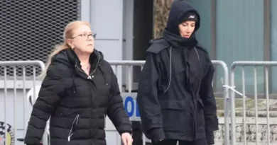 "Tövbe Sürecindeyim" Dedi, Şeyma Subaşı Annesiyle Bebek'te Görüntülendi