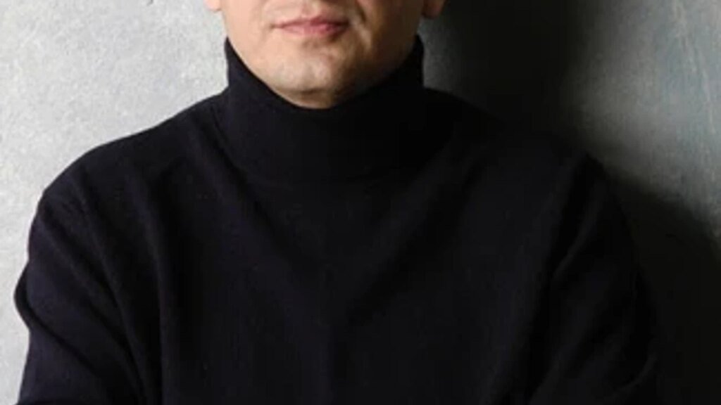 Yazın Gelişi  
Şükür ki, hala erken. Sokaklarda koşup oynayan çocuklar var.