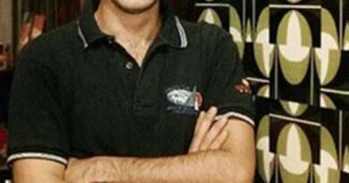 Çağla Paycı (29) - Satış Uzmanı  
Sarışınları göz önünde bulundururum, ancak esmerleri tercih ederim.