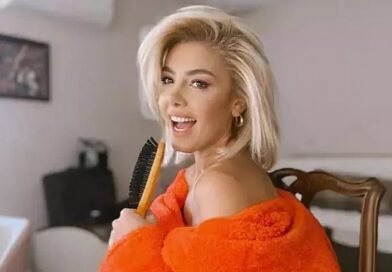 Yıllar Sonra Gelen İtiraf: "Sokakta Kaldım, Yapım Binasında Bayılmışım!"