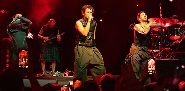 YAKALAMA KARARI ÇIKARILDI; 'ÜLKEME DÖNÜYORUM!'