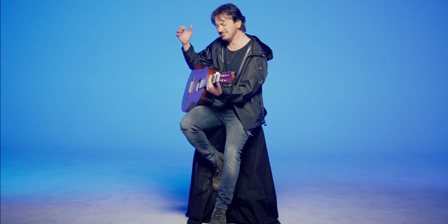 ÖLMEZ ŞARKILAR PROJESİ’NE DEVAM!