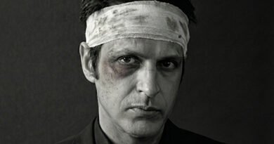 YORGUN MERMİ' İLE DOĞU VE BATI ARASINDAKİ BAĞI KURDU!