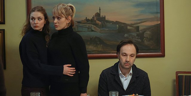 Veliaht... Derya'nın Hamile Olduğu Ortaya Çıkıyor!