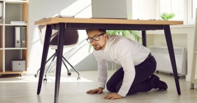 İLİŞKİLER
Bir Erkeğin Evlilik İstemediğine Dair Belirtiler
Bilimsel araştırmalar ve uzman görüşleri ışığında, partnerinizin evlilik düşünmediğini gösteren işaretleri ele alıyor ve bu belirsizliğin arkasındaki duygusal kaçışları tartışıyoruz...
3 Hafta Önce