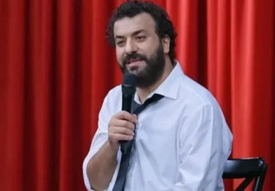 Hasan Can Kaya Bekarlığa Veda Ediyor! Ünlü Komedyen, Ressam Sevgilisiyle Nişanlanıyor.