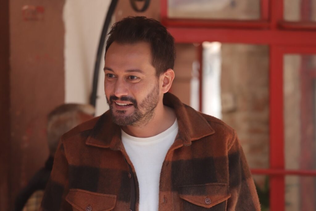 Arafköy'de Fırtına Öncesi Sessizlik: Burak Serdar Şanal "Kamil" Rolüyle Cennetin Çocukları'nda!