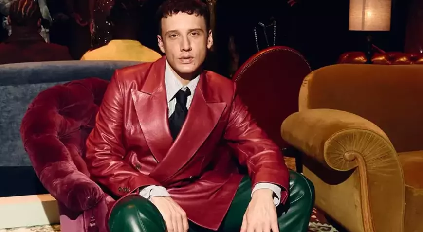 Gözaltı Sonrası İlk Kare! "Her Şey Yolunda" Diyerek Ailesine Koştu.