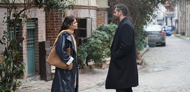 Sahtekarlar: Ertan ve Asya, Büyük Bir Suç Örgütüyle Yüz Yüze!