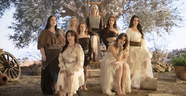 8 Mart’a Özel Güçlü Bir Dayanışma Şarkısı: “Tuz”