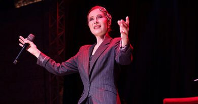 Buruk 8 Mart Kutlaması!