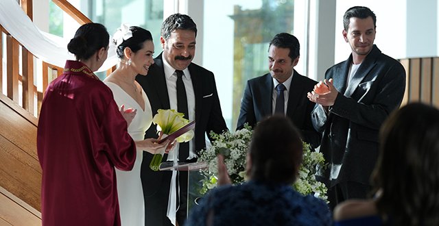 Kıskanmak... Düğün Gecesi Halit Nüzhet'i Vurur!