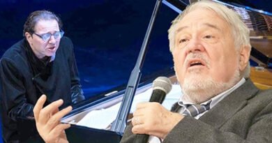 Fazıl Say İLBER ORTAYLI İçin Çaldı: 'İnsan Nedir, Şimdi Bildim!'