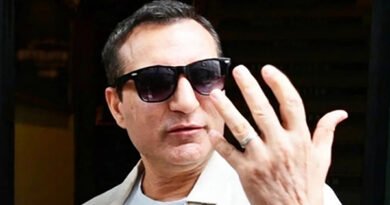 Ni­şan Yüzüğü­nü Gösterdi: 'Başkası­na Ait­im!'