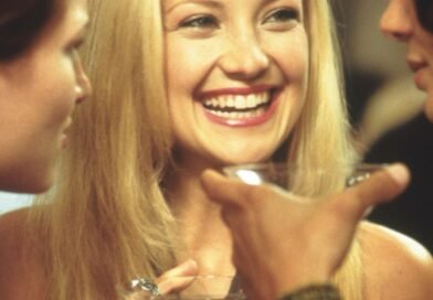 Modern Flört Yorgunluğu: Romantik Komediler Yok Mu Oldu, Yoksa Standartlarımız mı Geriledi?