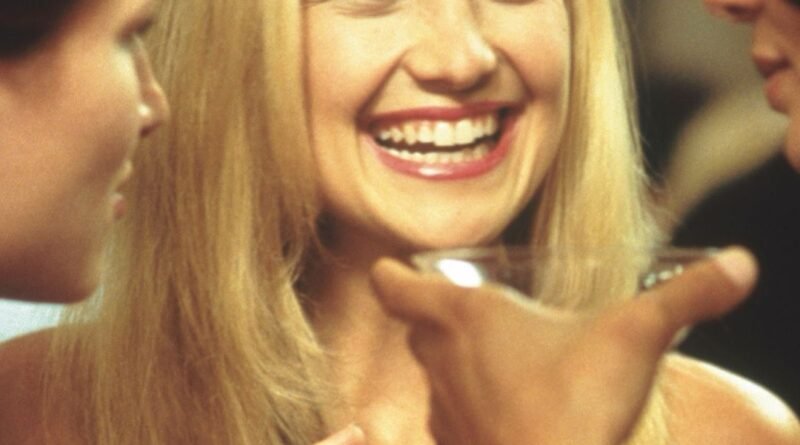 Modern Flört Yorgunluğu: Romantik Komediler Yok Mu Oldu, Yoksa Standartlarımız mı Geriledi?