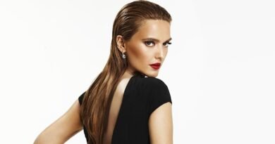 Ünlülere 'İnanmayın' Çağrısı