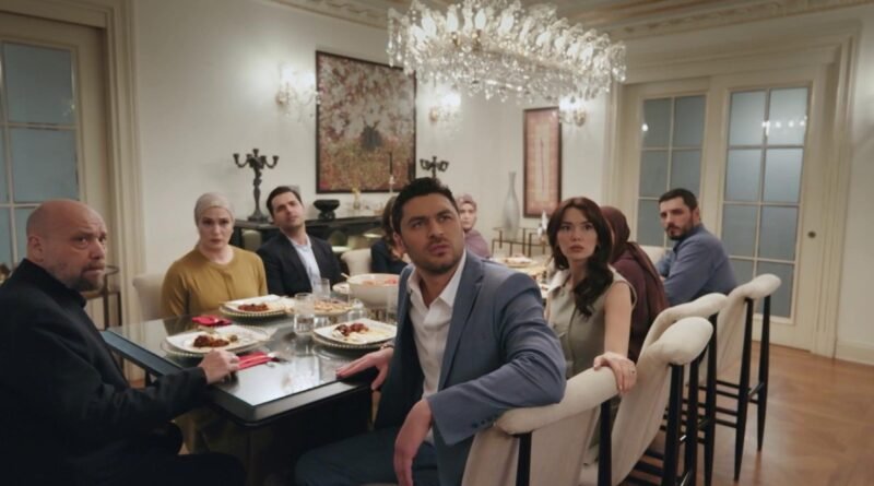 Büyük İtiraf: "Annem Bu Evde Yaşıyor!"