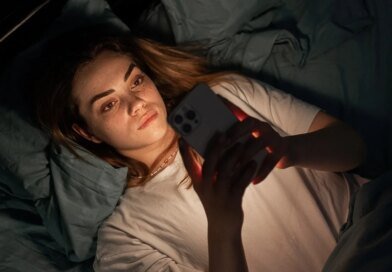 Eski sevgilinizin sosyal medyasını takip etmeyi bırakamamanızın 5 nedeni