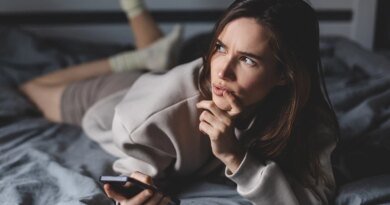 Flörtünüzün 'Kuru Mesajlaşma' Yaptığını Nasıl Anlarsınız?