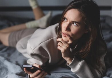 Flörtünüzün 'Kuru Mesajlaşma' Yaptığını Nasıl Anlarsınız?