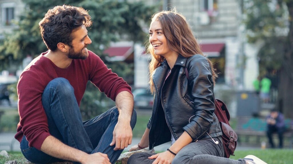 Flört dünyasında dikkat çeken trend: 'Hardballing'