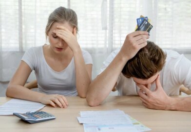 Eşinizle Para Sorunları mı Yaşıyorsunuz? Çözüm İçin 10 Öneri