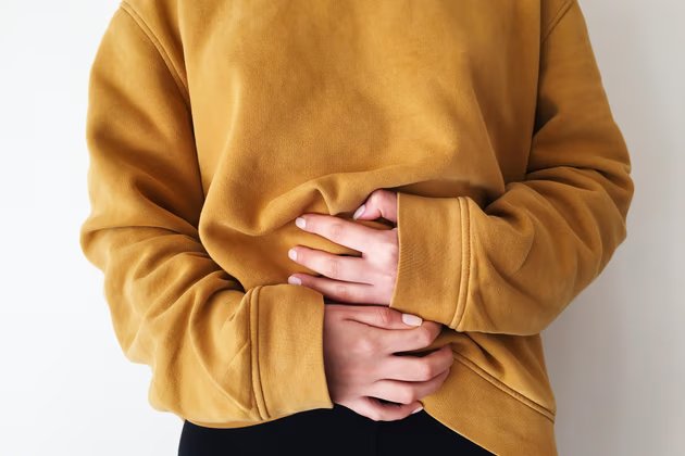 Mide Delinmesi: Nedir, Nedenleri, Belirtileri ve Tedavi Yöntemleri