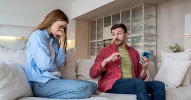 Partnerinizin Sosyal Medya Profili: İlişkinizin Gizli Yüzü mü?