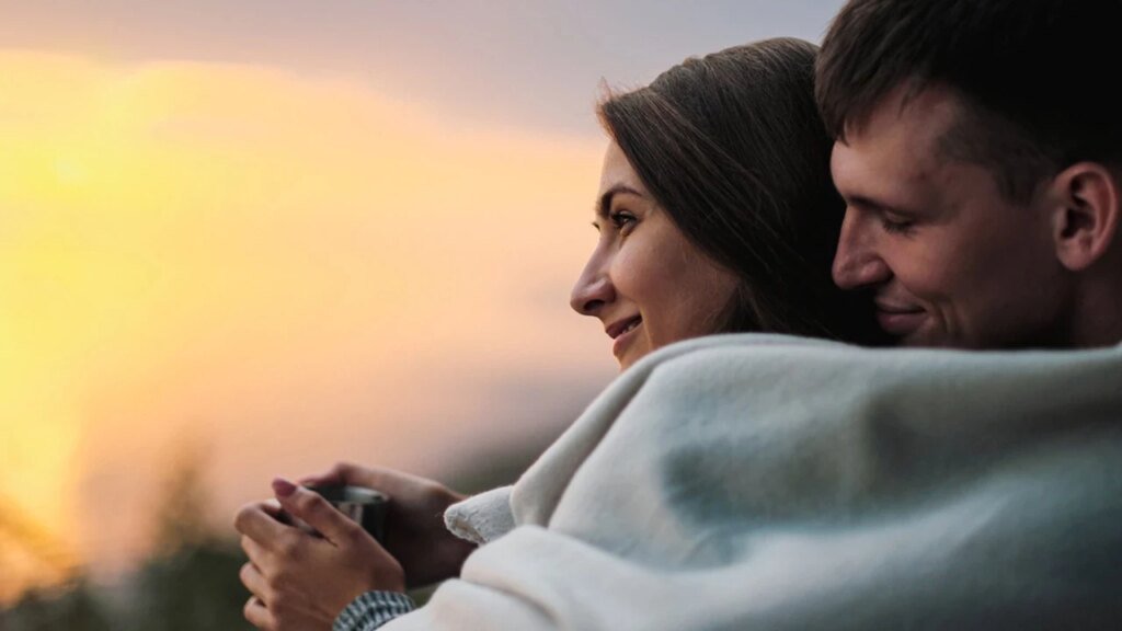 Soğuk Havalar Neden İlişki Arama İhtiyacını Artırıyor?