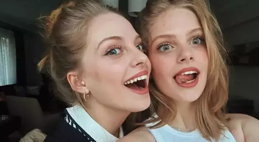 İpek Filiz Yazıcı'nın Kız Kardeşi Şaşırtıyor: Resmen Kopyası!