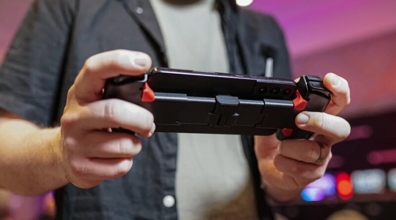 OnePlus'un Merakla Beklenen Oyun Taşınabilirinin İlk Görüntüsü Burada!