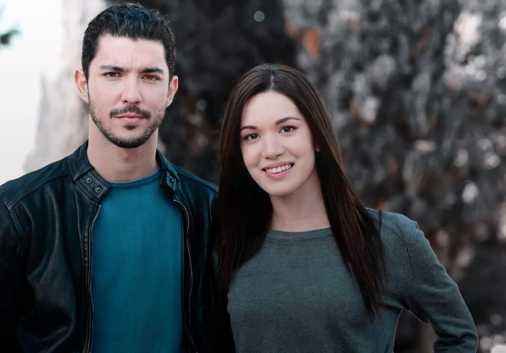 Hazal Subaşı ve Kaan Yıldırım'dan Yeni Dizi Müjdesi: Partner Oldular!