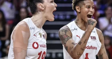 Şok Gelişme: Vargas ve Zehra Birbirini Sildi!