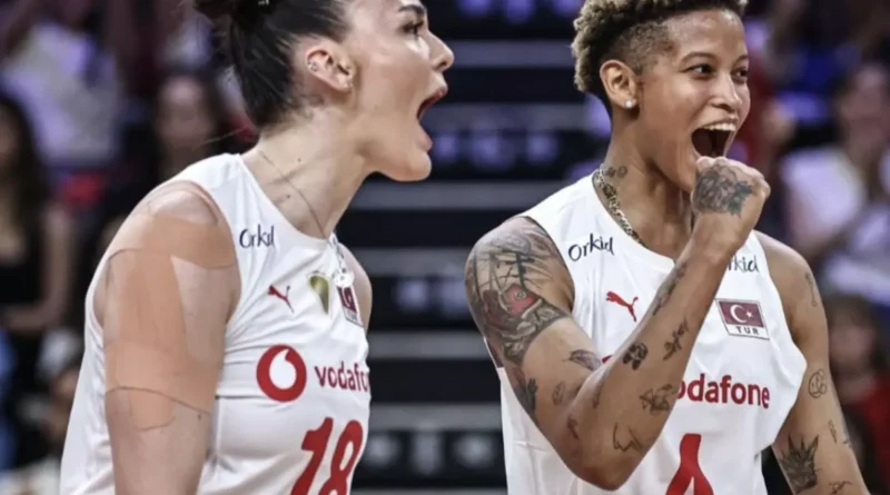 Şok Gelişme: Vargas ve Zehra Birbirini Sildi!