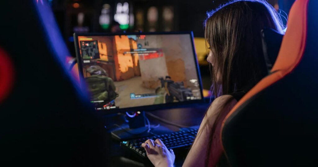 TCL'nin Yeni Oyun Monitörü 640Hz Yenileme Hızıyla Göz Kamaştıracak!