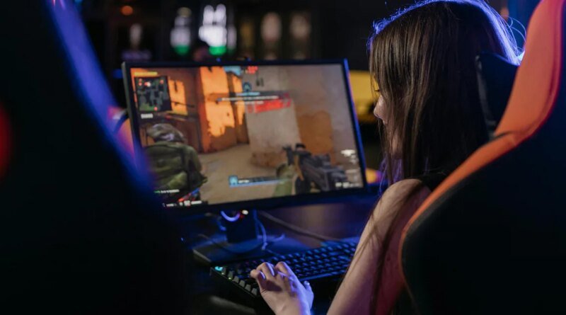 TCL'nin Yeni Oyun Monitörü 640Hz Yenileme Hızıyla Göz Kamaştıracak!