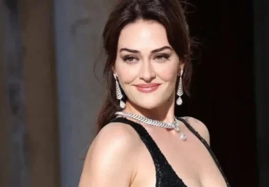 Esra Bilgiç'in Yeni Kareleri Rekor Beğeni Topladı!