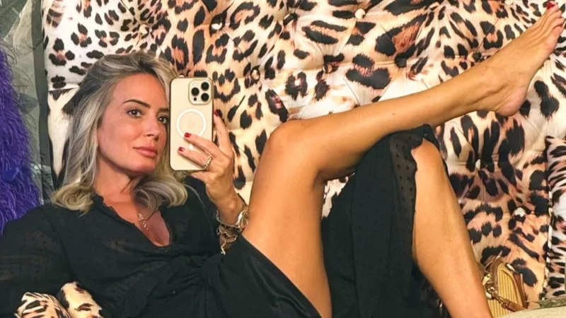 Geçmişe Yolculuk: Gençlik Fotoğrafı Sosyal Medyayı İkiye Böldü!