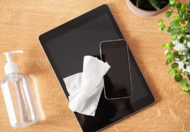 Telefon Ekranı ve Hoparlörünü Zarar Vermeden Nasıl Temizlersiniz?