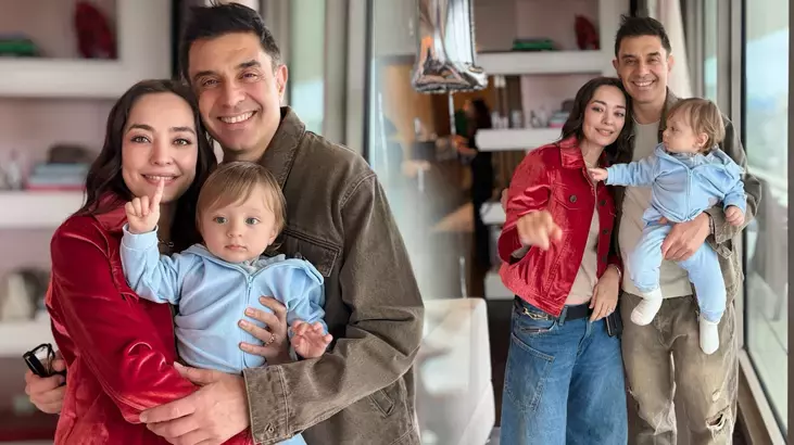 Cansel Elçin ve Zeynep Tuğçe Bayat’ın Mutlu Aile Portresi