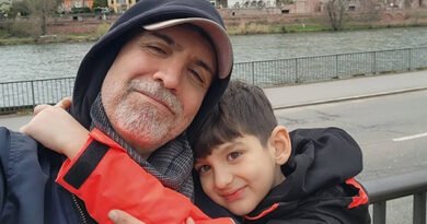 Özcan Deniz'in Oğluna Doğum Günü Partisi: 'Mutlu Yaşlar Canım Oğlum'