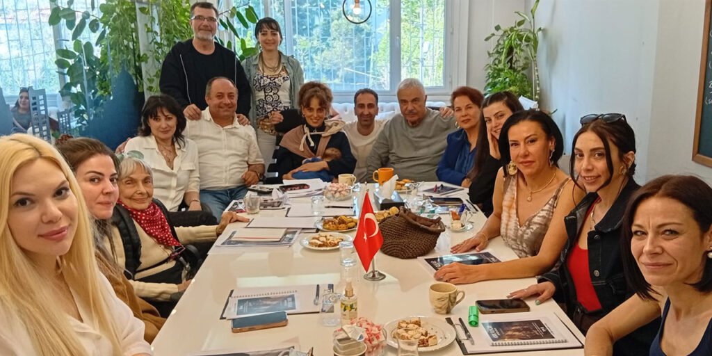 Kırık Ruhlar: Okuma Provasi ile Başladı